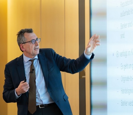 Jan Pieter Krahnen, Professor f&uuml;r Kreditwirtschaft und Finanzierung im House of Finance und (Co-) Direktor des Center for Financial Studies in Frankfurt
