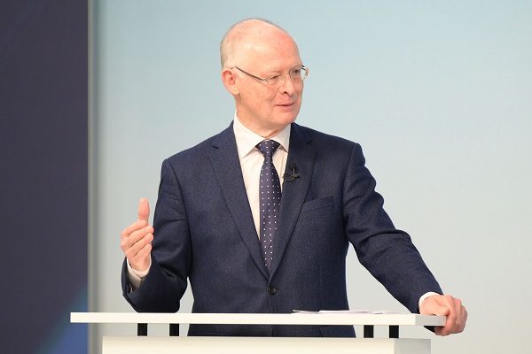 2021-BankenBankiersKunst209-Wolff-x600